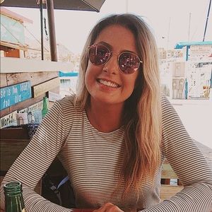 Meet your Posher, Abby